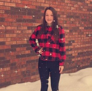 Meet your Posher, Caitlyn